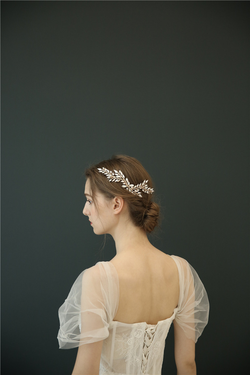 Flower Alloy Crystal Bride Hair Pins Rhinestone Hair Comb Gold Jewelry Set 