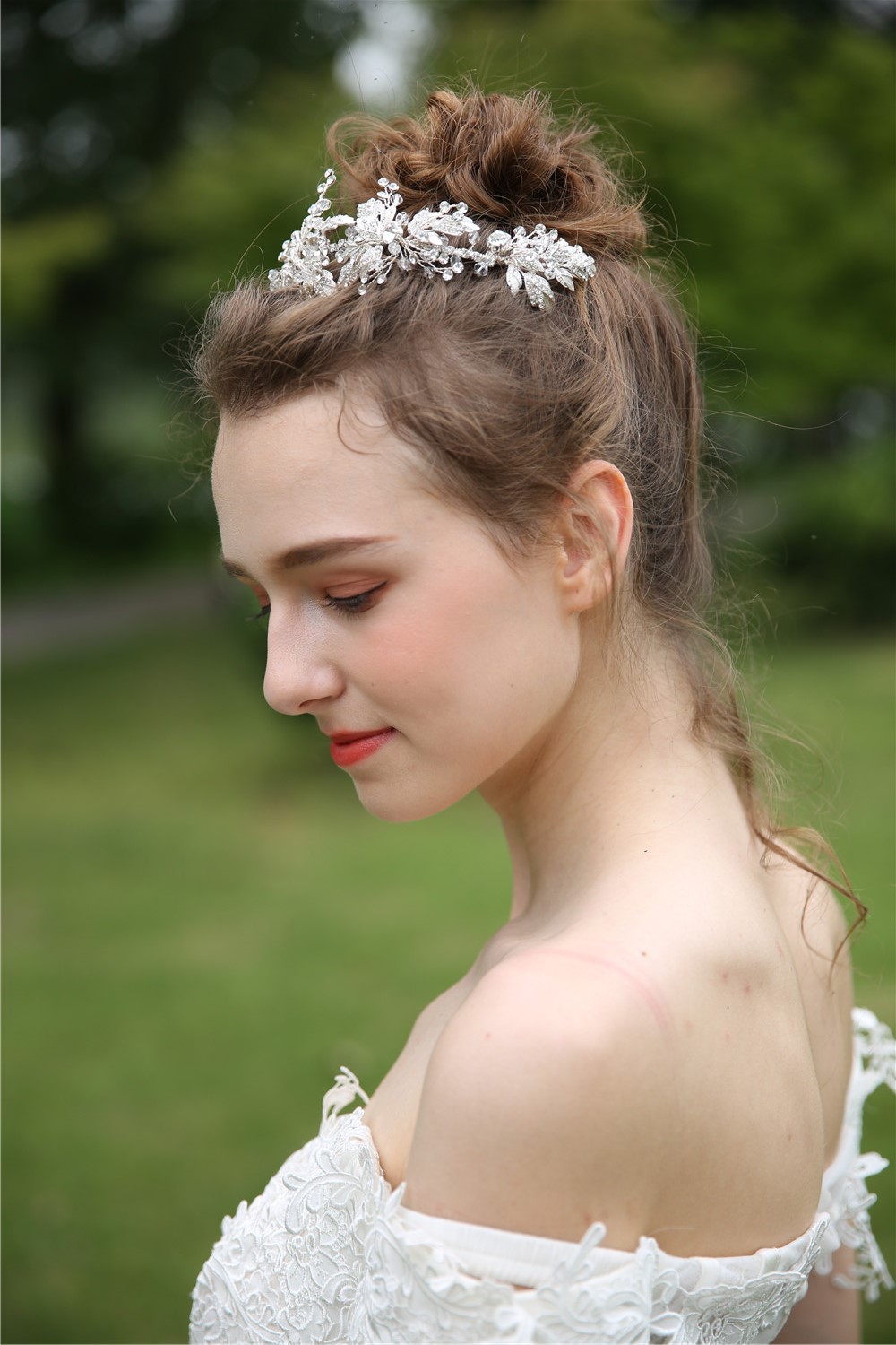 Handmade Luxury Alloy Flower Silver Bridal Hair Accessories Crystal Rhinestone Bridal Crown For Women