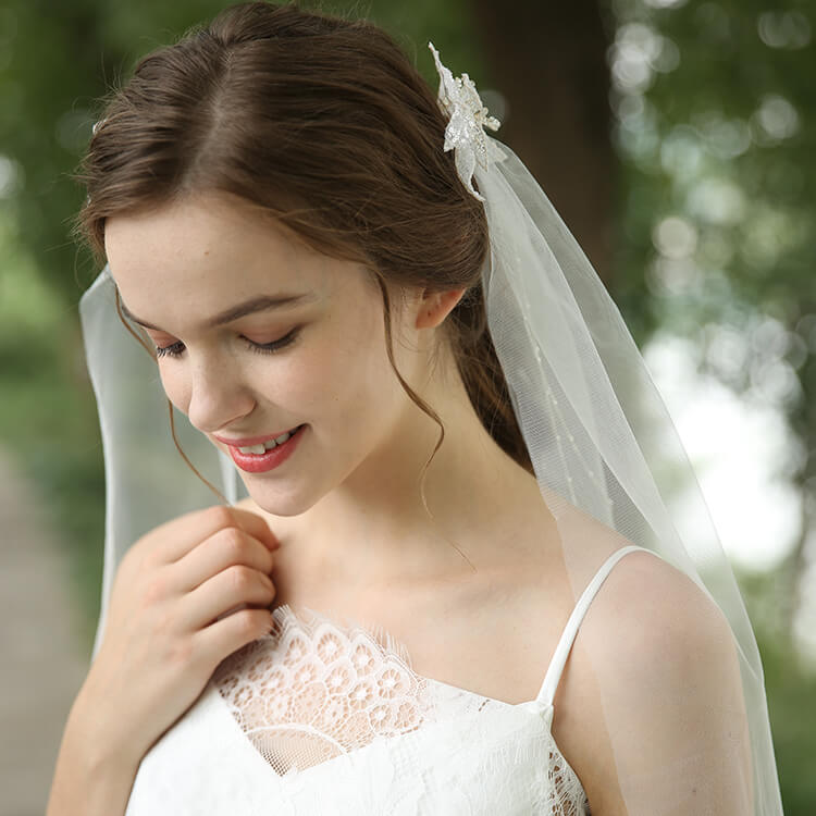 White Dense Gauze Shiny Leaf Bead Wedding Bridal Veils