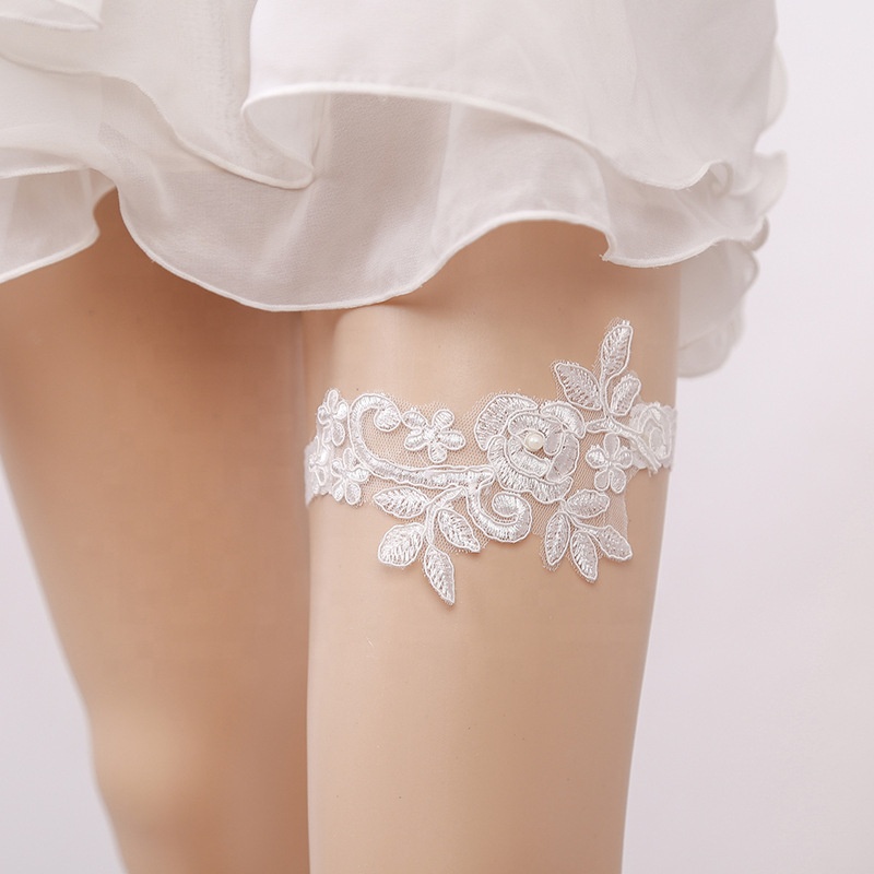 Simple White Lace Flower Small Pearl Hanging Bride Lingerie Garter